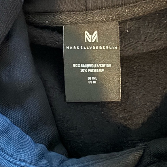 MARCELL VON BERLIN HOODIE - Picture 3 of 5